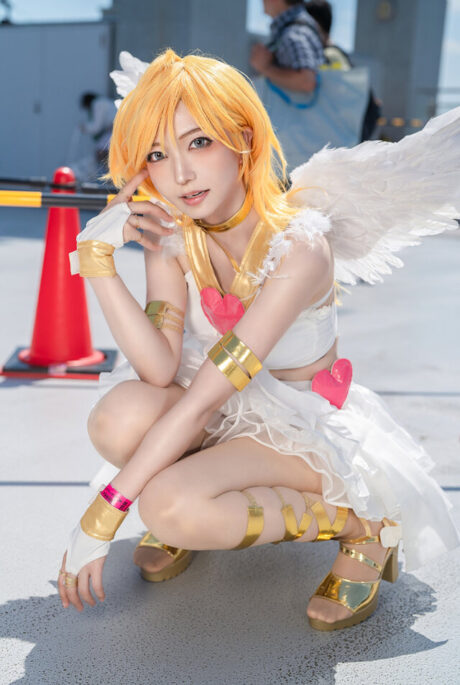 图片[3]-金色风暴席卷Comiket 106！美里千明破次元演绎《吊带袜天使》潘迪-cos图咖