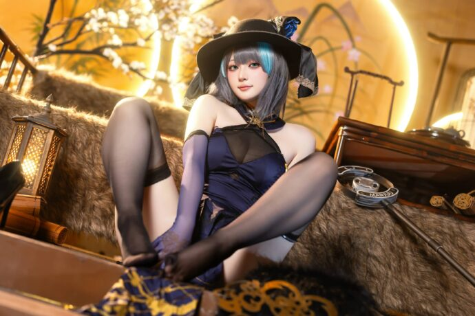 暗夜与晨曦的交响:屿鱼Yukako诠释碧蓝航线柴郡的双重奏-cos图咖