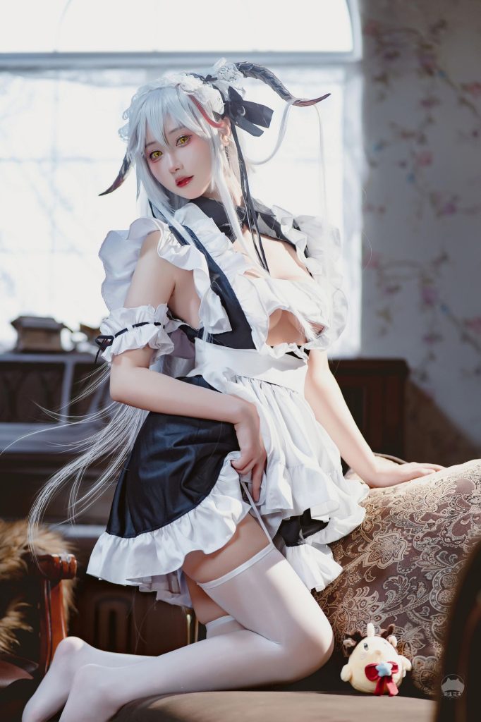 图片[6]-羽生三未神级还原碧蓝航线欧根亲王，女仆造型引爆全网热潮！-cos图咖