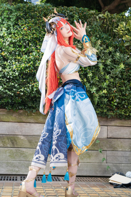 图片[2]-舞动水光之姿！Shiora神级还原《原神》妮露，池袋盛会惊艳全场-cos图咖