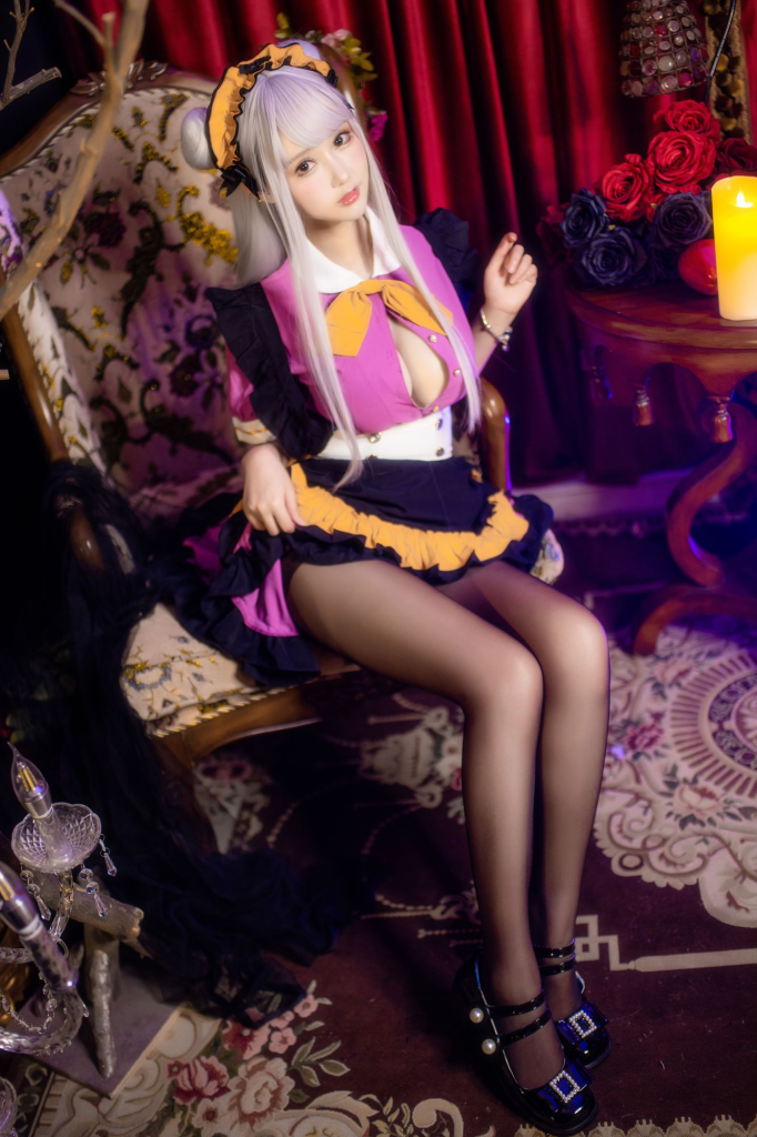 图片[3]-魔法女仆降临！羽生三未万圣节原创COS引爆视觉盛宴，丝袜造型惊艳全网-cos图咖