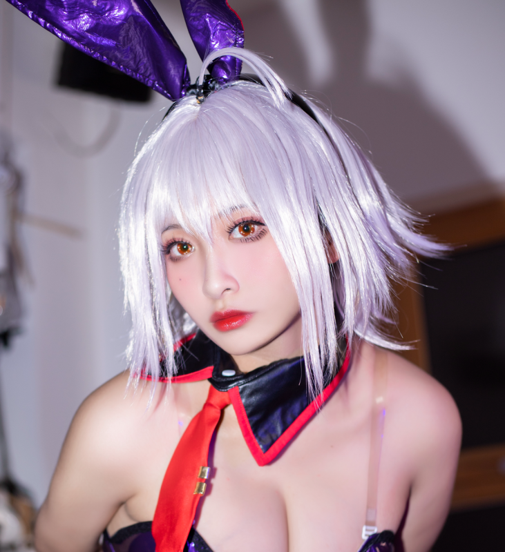 洛璃LoLiSama神级还原FGO黑贞兔子，暗黑系兔女郎引爆视觉盛宴-cos图咖