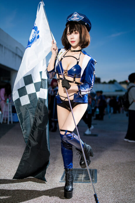 图片[2]-极速霓虹·钢翼交响：Cxiela以巴尔的摩之姿点燃FF45跨次元赛道-cos图咖