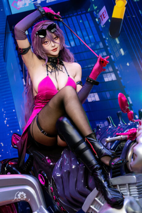 图片[3]-Natsume枣糕神级还原《追逐卡蕾多》露西，机车造型引爆TGS2025-cos图咖