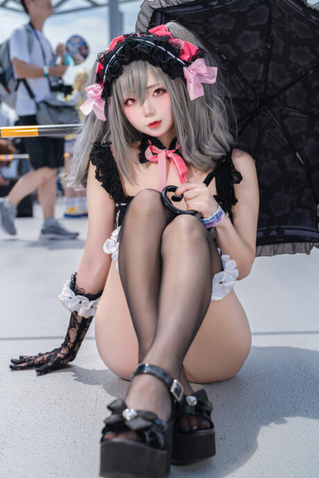 图片[2]-暗黑幻想降临！Nagomitei_Chu神崎兰子COS完美复刻堕天使偶像-cos图咖