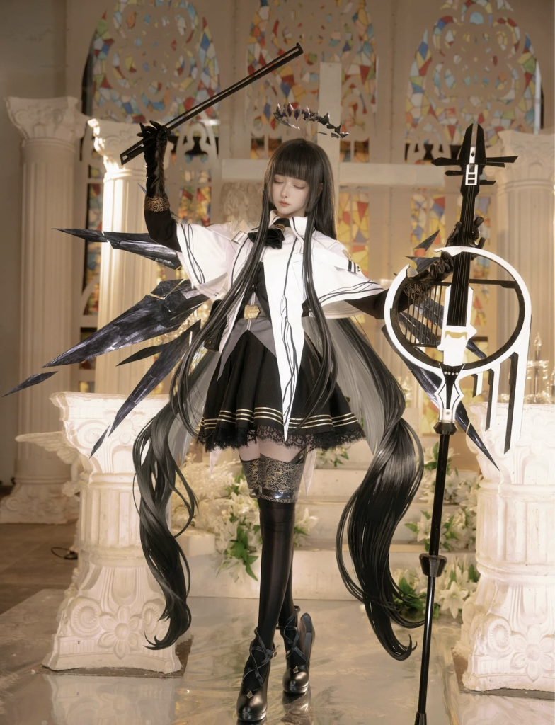 图片[5]-羽生三未神级还原《明日方舟》阿尔图罗，优雅术士引爆视觉盛宴！-cos图咖