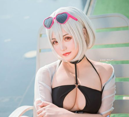 夏鸽鸽不想起床：白木芽衣子女警与天狼星泳装の反差魅力【持续更新】-cos图咖