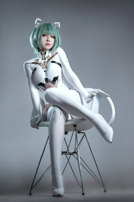 图片[2]-BANBANKO半半子神级还原《碧蓝航线》纳希莫夫，冷酷指挥官气场全开！-cos图咖