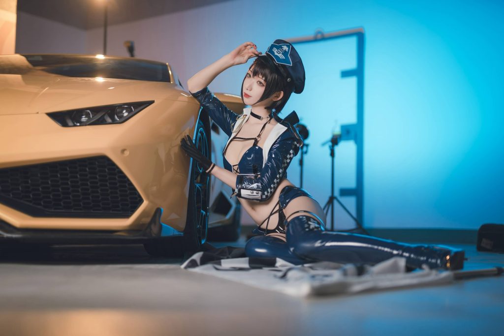 图片[4]-极速狂飙！封疆疆v化身赛车巴尔的摩，引爆白鹰引擎风暴-cos图咖