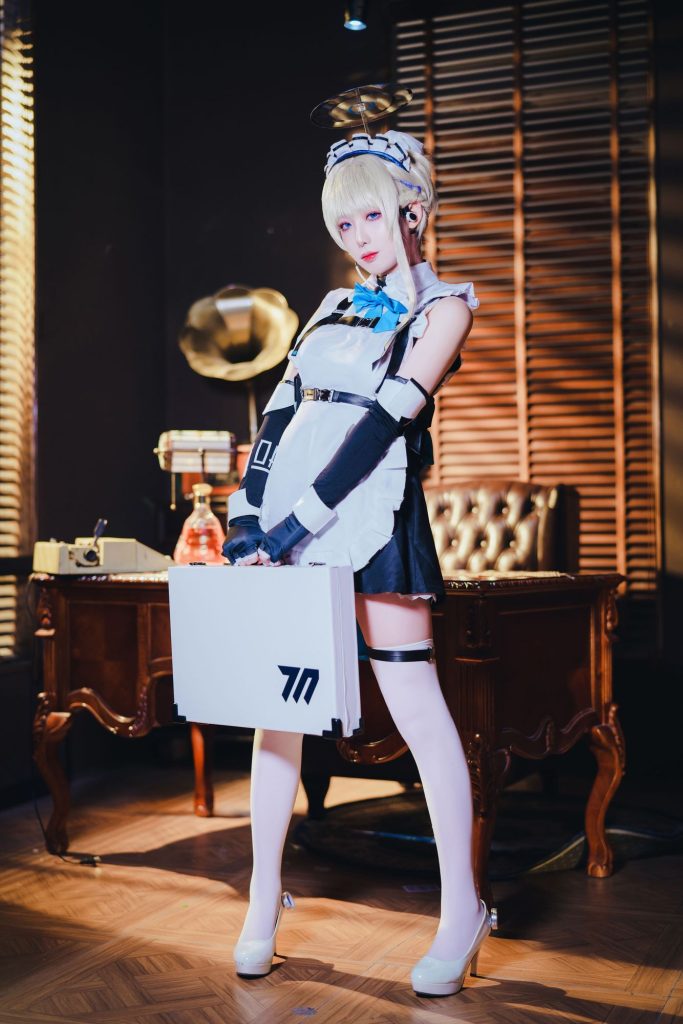 图片[2]-女仆之刃，破壁觉醒！封疆疆v诠释飞鸟马时，定义暗影特工新美学-cos图咖