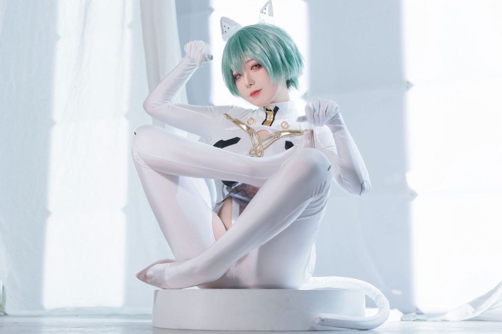 图片[1]-绝对领域！封疆疆v化身纳希莫夫，以极地风暴定义武力美学-cos图咖