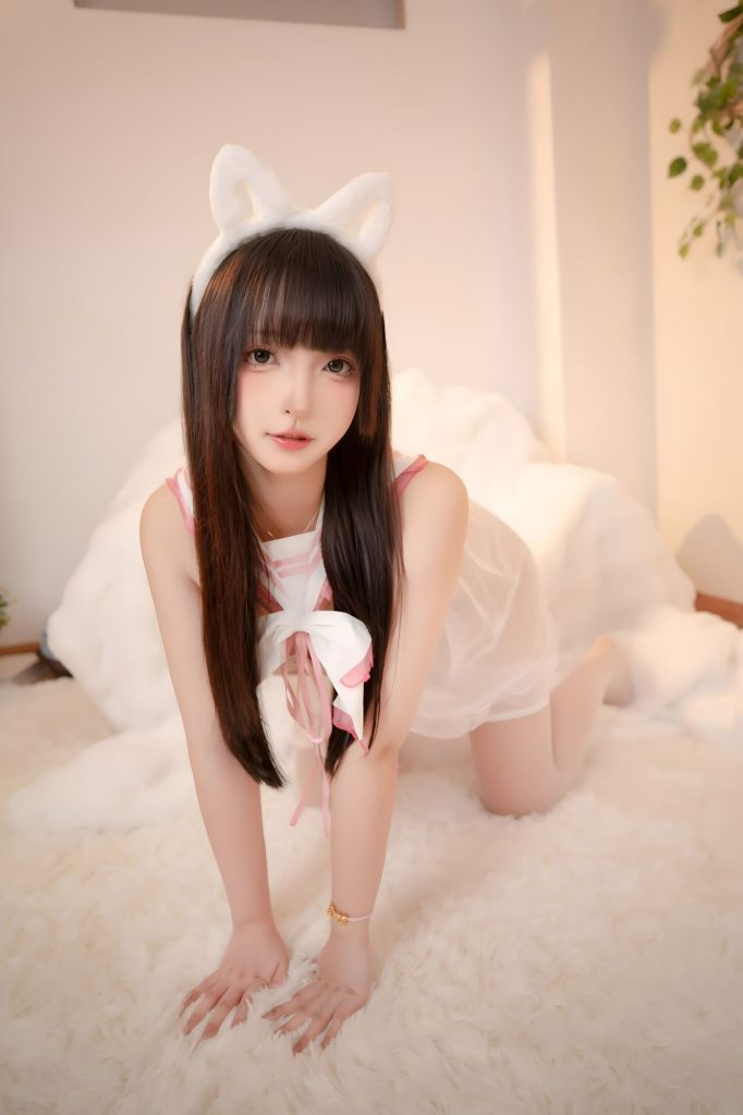 图片[4]-猫耳与JK的梦幻协奏：神楽坂真冬白猫公主的自信美学-cos图咖