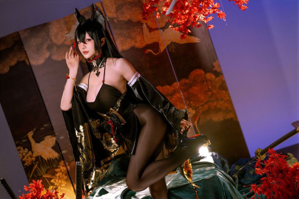 图片[1]-冷艳近江的旗袍美学：星之迟迟演绎碧蓝航线的东方张力-cos图咖