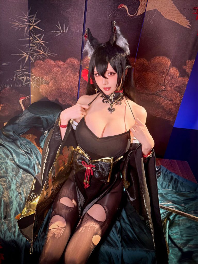 图片[4]-冷艳近江的旗袍美学：星之迟迟演绎碧蓝航线的东方张力-cos图咖