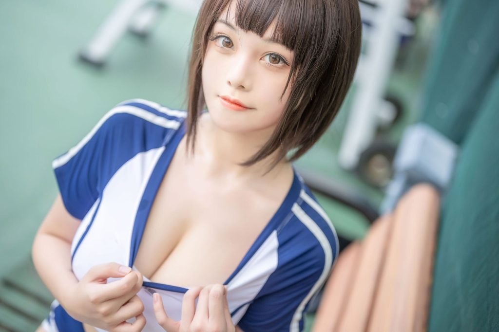 图片[1]-活力满分！蜜汁猫裘体操服演绎运动少女的清新张力-cos图咖