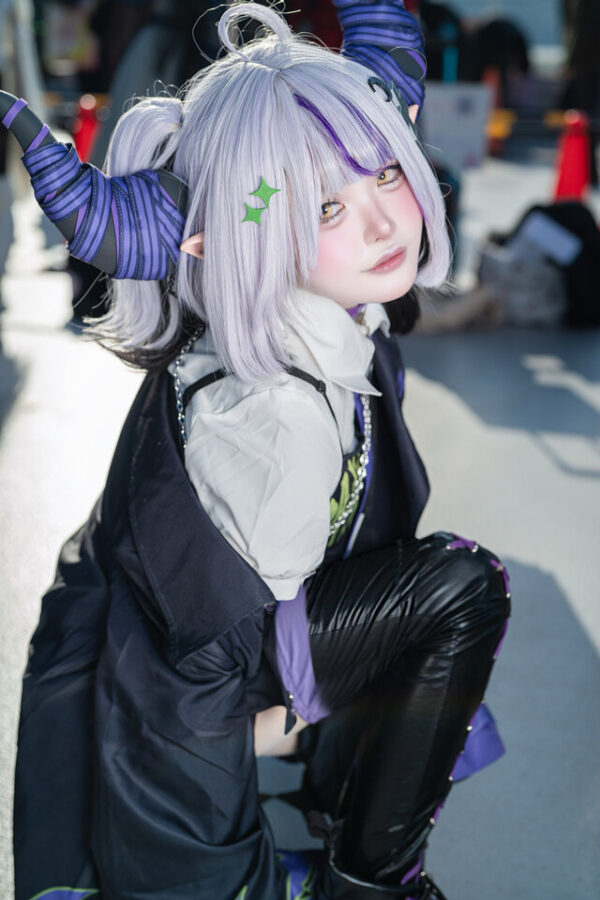 图片[4]-冬日暖阳下的傲娇支配者：猫山たぬ拉普拉斯的反差美学-cos图咖