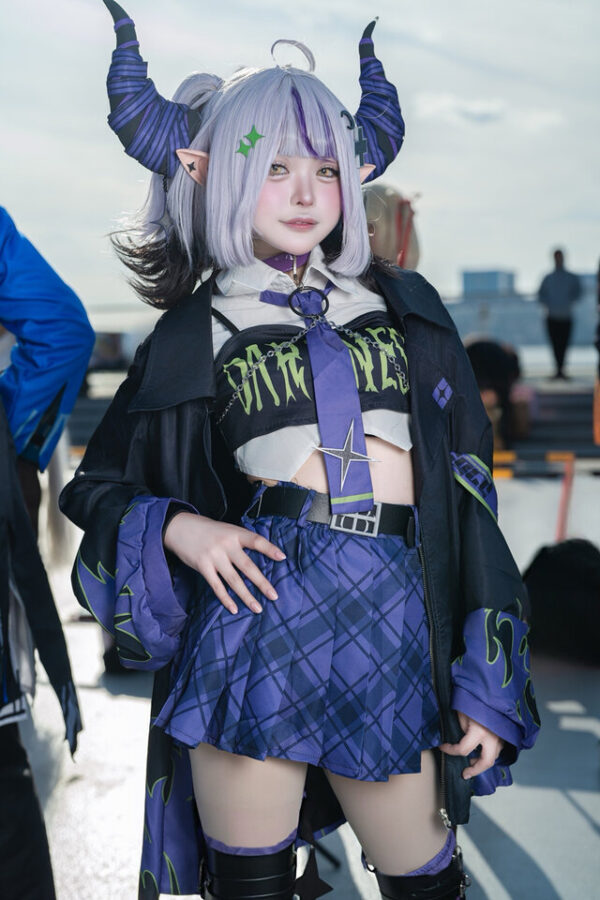 图片[2]-冬日暖阳下的傲娇支配者：猫山たぬ拉普拉斯的反差美学-cos图咖