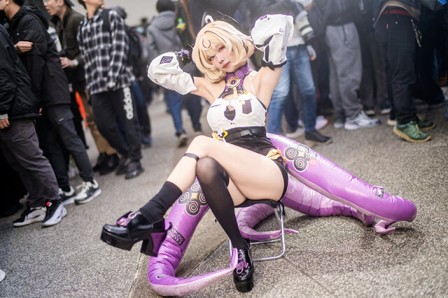 触手与目光之间：火火ka_f伊德海莉的展会高光叙事-cos图咖