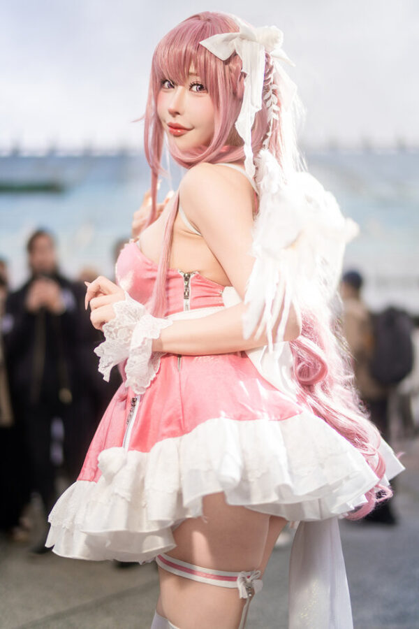 图片[4]-粉羽与神性之间：白田麻衣桃乐丝的天使式降临-cos图咖
