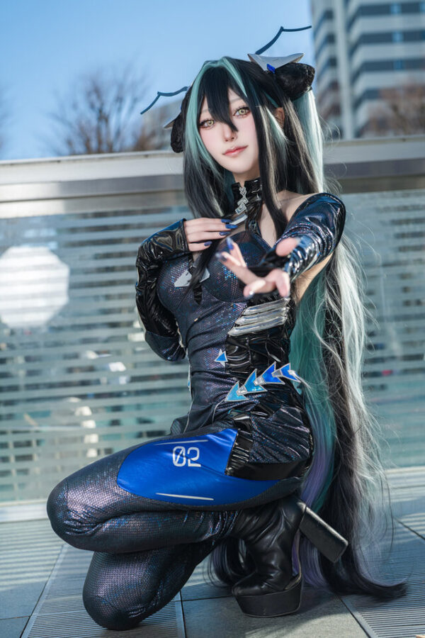 图片[4]-都市光影中的未来人鱼：Otochan小美人鱼的冷感柔美-cos图咖
