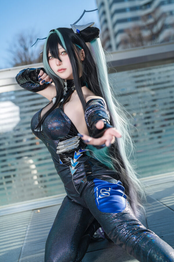 图片[3]-都市光影中的未来人鱼：Otochan小美人鱼的冷感柔美-cos图咖