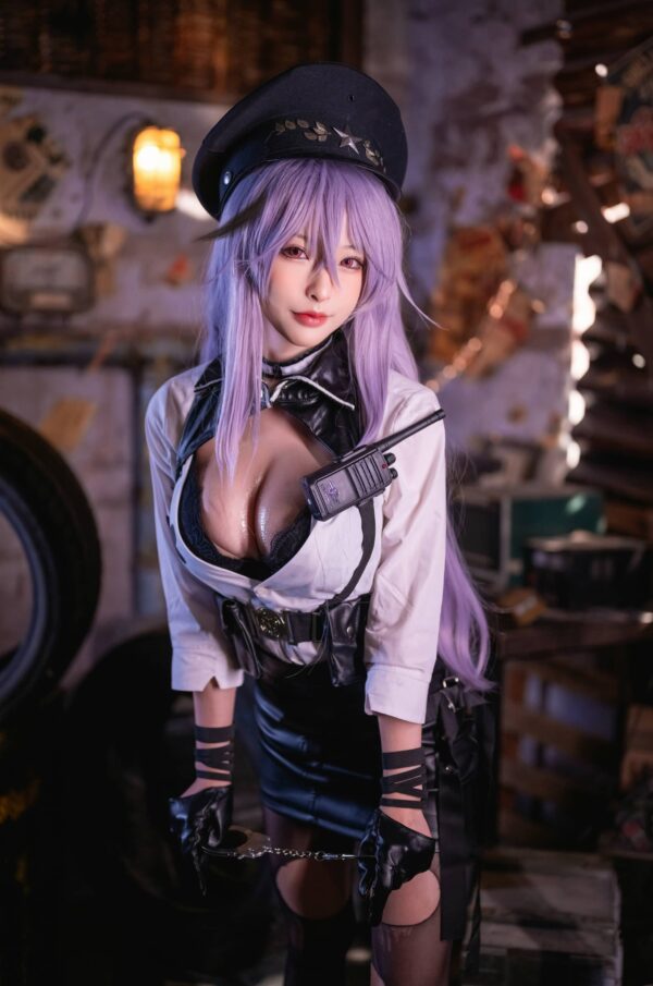 图片[3]-机械废墟中的无声号令：清水由乃甘古特的铁血控制美学-cos图咖