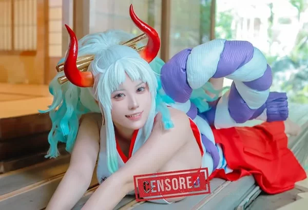 图片[2]-野性与神韵的二次元复刻：Rumi演绎海贼王女性角色的力量美学-cos图咖