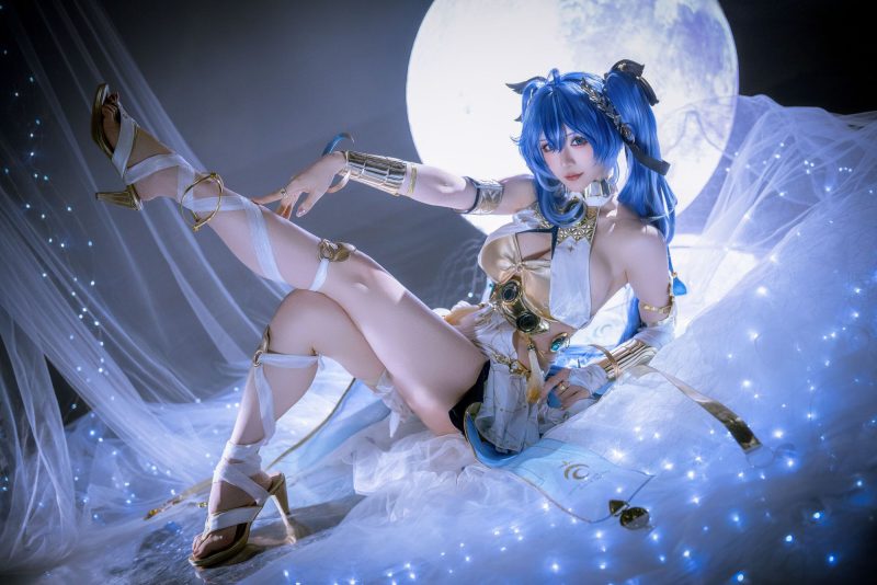 末世星芒下的冷寂神谕：星之迟迟尤诺的原服叙事-cos图咖
