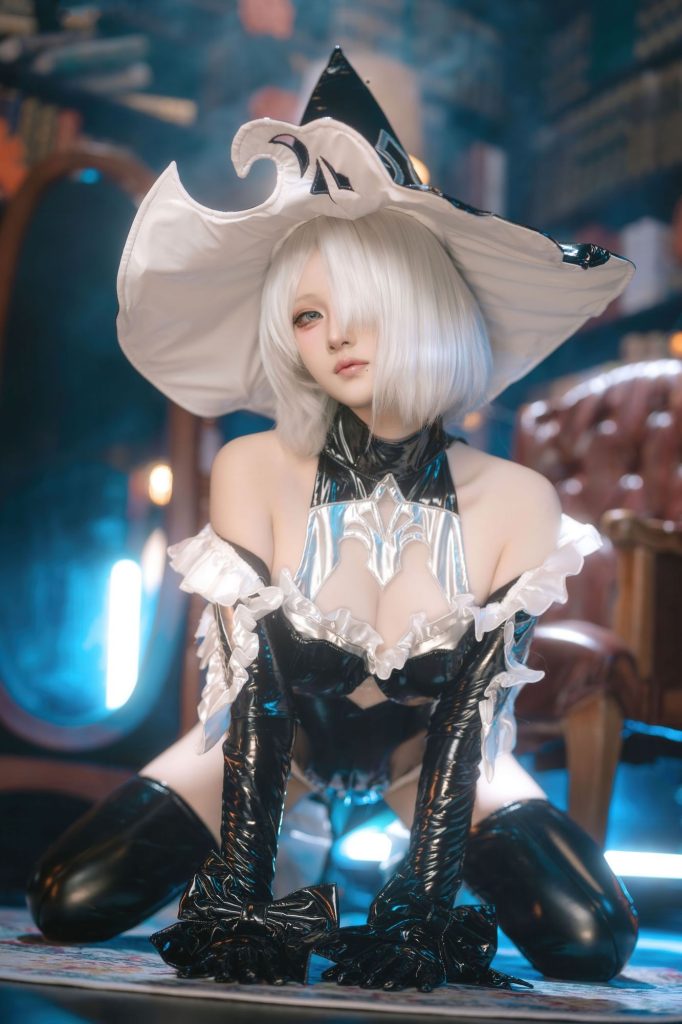 图片[3]-魔法暗影中的机械低语：屿鱼Yukako万圣女巫2B的冷感叙事-cos图咖