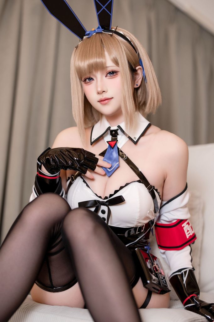 图片[4]-都市轻幻想的递送瞬间：屿鱼Yukako外卖兔女郎葵的日常变奏-cos图咖