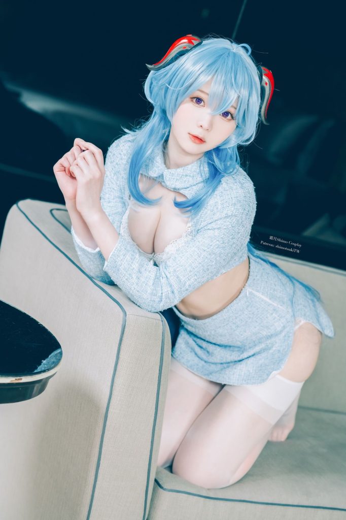 图片[3]-静谧蓝调的月海亭午后：霜月Shimo甘雨COS的克制美学-cos图咖