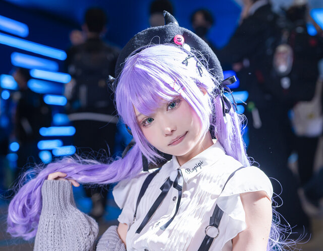 慵懒毛衣下的小恶魔叙事：Kurumi常暗永远的展会高光-cos图咖