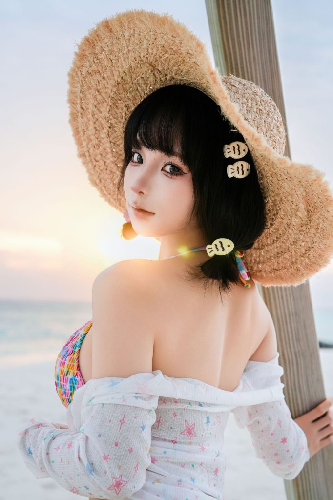 图片[2]-海风草帽中的夏日变奏：蠢沫沫潮汐女孩的活力叙事-cos图咖