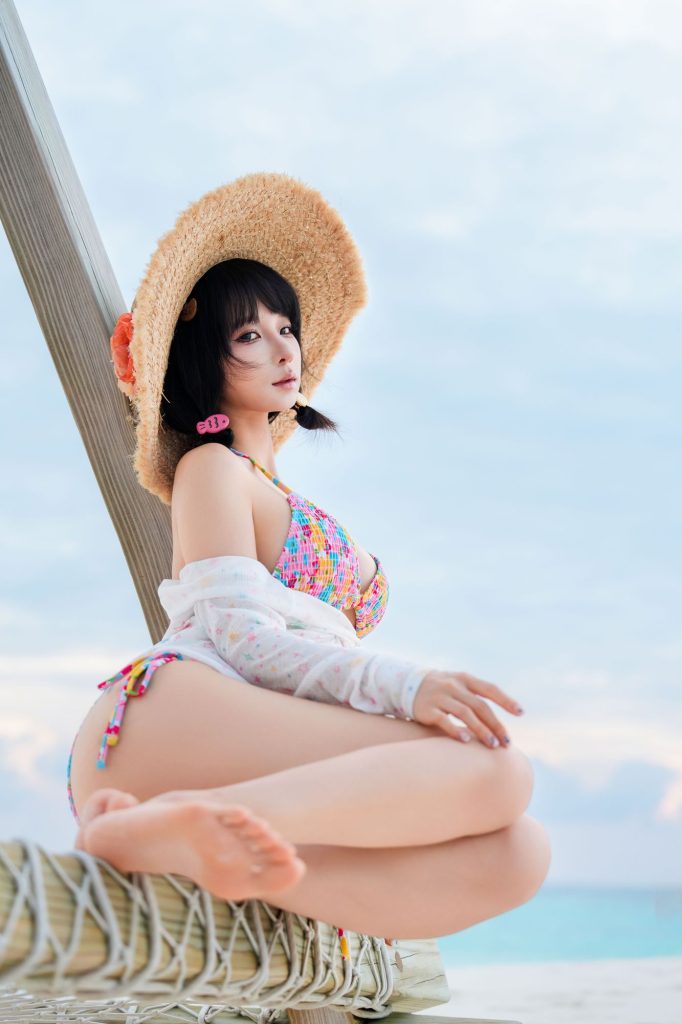 图片[4]-海风草帽中的夏日变奏：蠢沫沫潮汐女孩的活力叙事-cos图咖