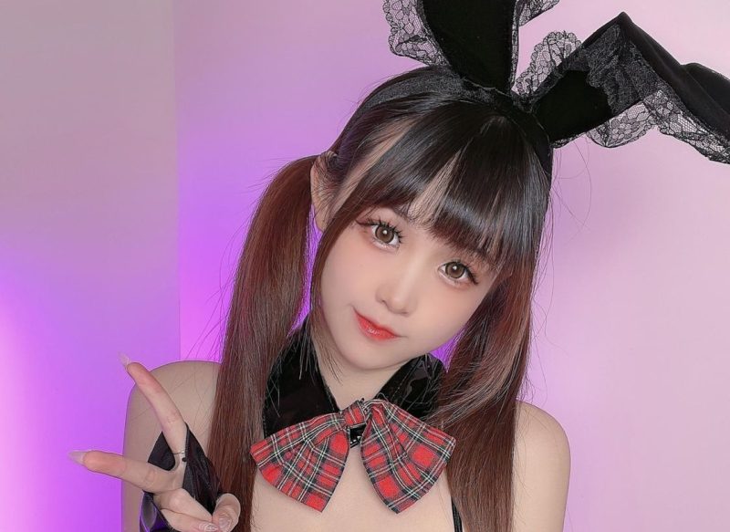 紫光中的学院变奏:miko酱ww兔女郎的甜酷叙事-cos图咖