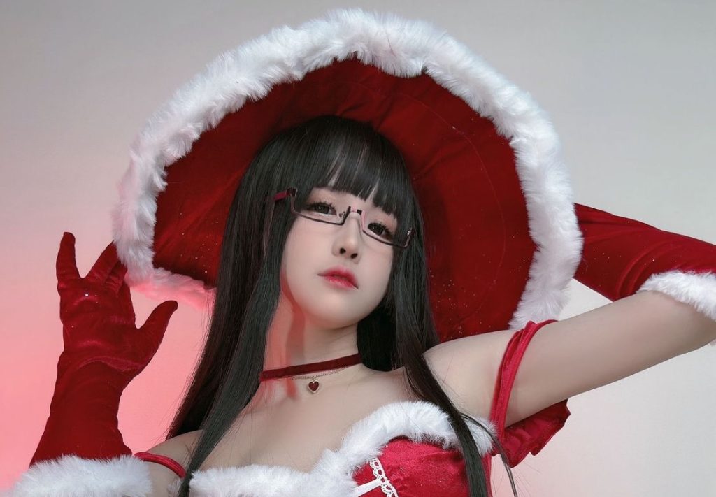 图片[1]-冬日暖光中的魔女变奏：miko酱ww圣诞学研的知性叙事-cos图咖