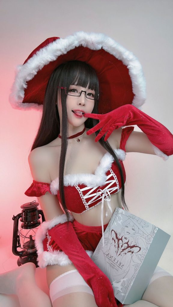 图片[4]-冬日暖光中的魔女变奏：miko酱ww圣诞学研的知性叙事-cos图咖